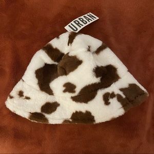 UO Cow Print Fur Bucket Hat